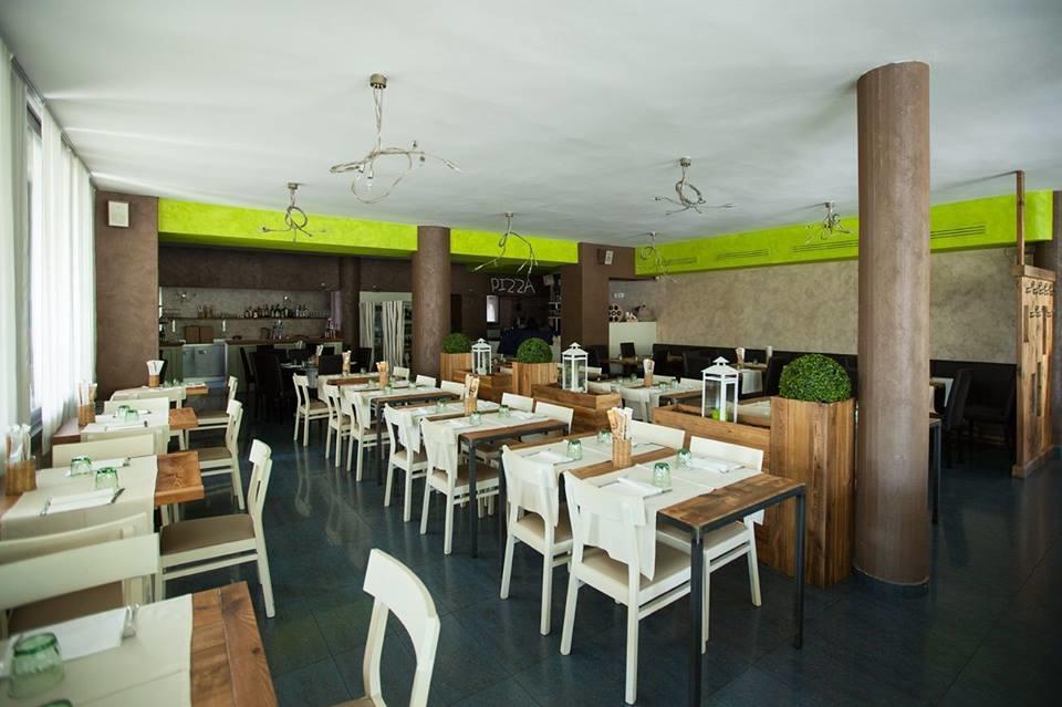吉雅第内托酒店 斯卡佐罗夏特 外观 照片