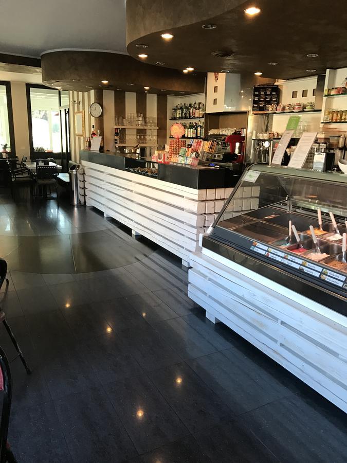 吉雅第内托酒店 斯卡佐罗夏特 外观 照片